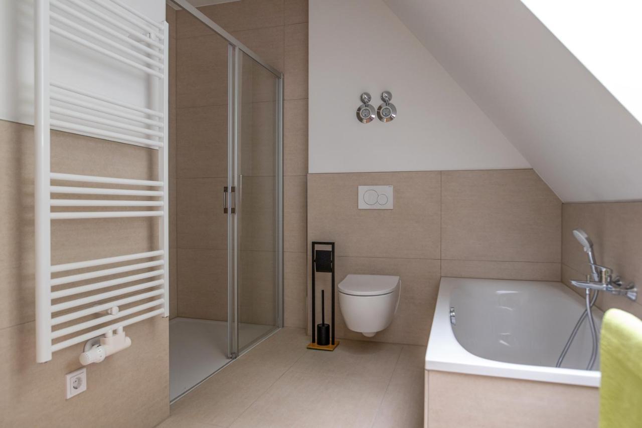 Vierseitenhof Appartements Burg  Buitenkant foto